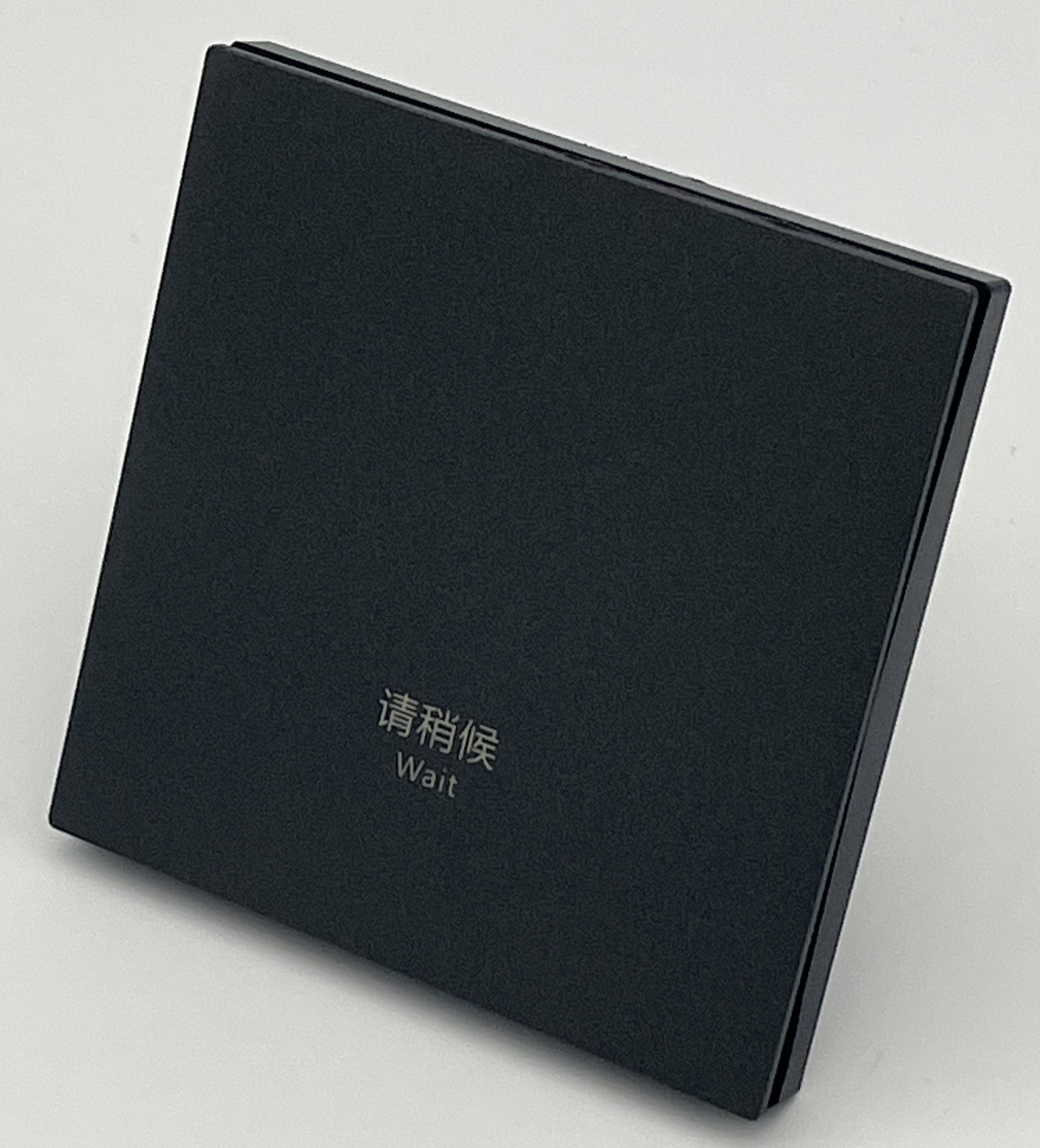 L520砂面黑（塑胶）一位12V干接点开关 一开/一位12V-485通讯 一开