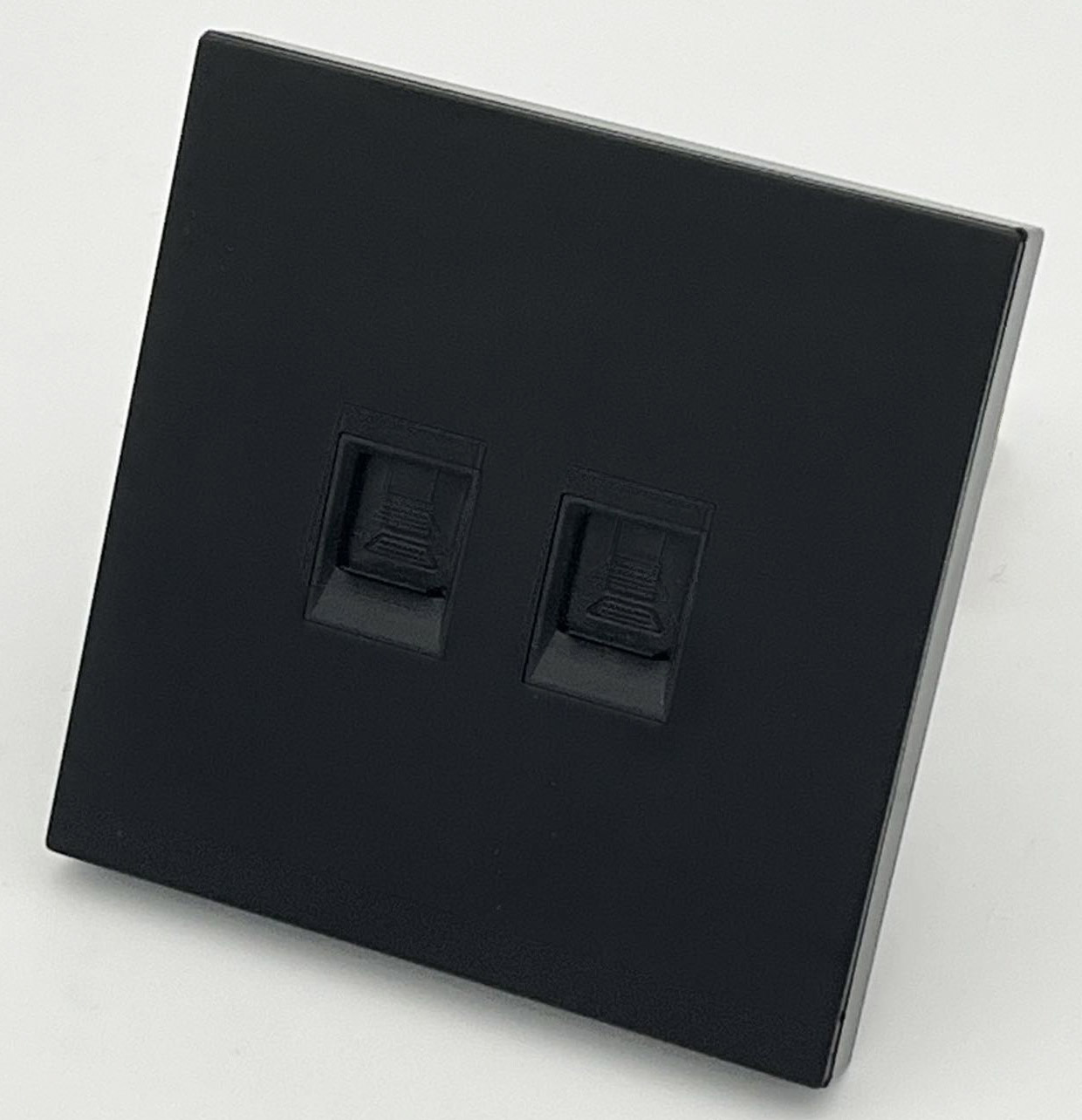 L530拉丝黑 双网络插座