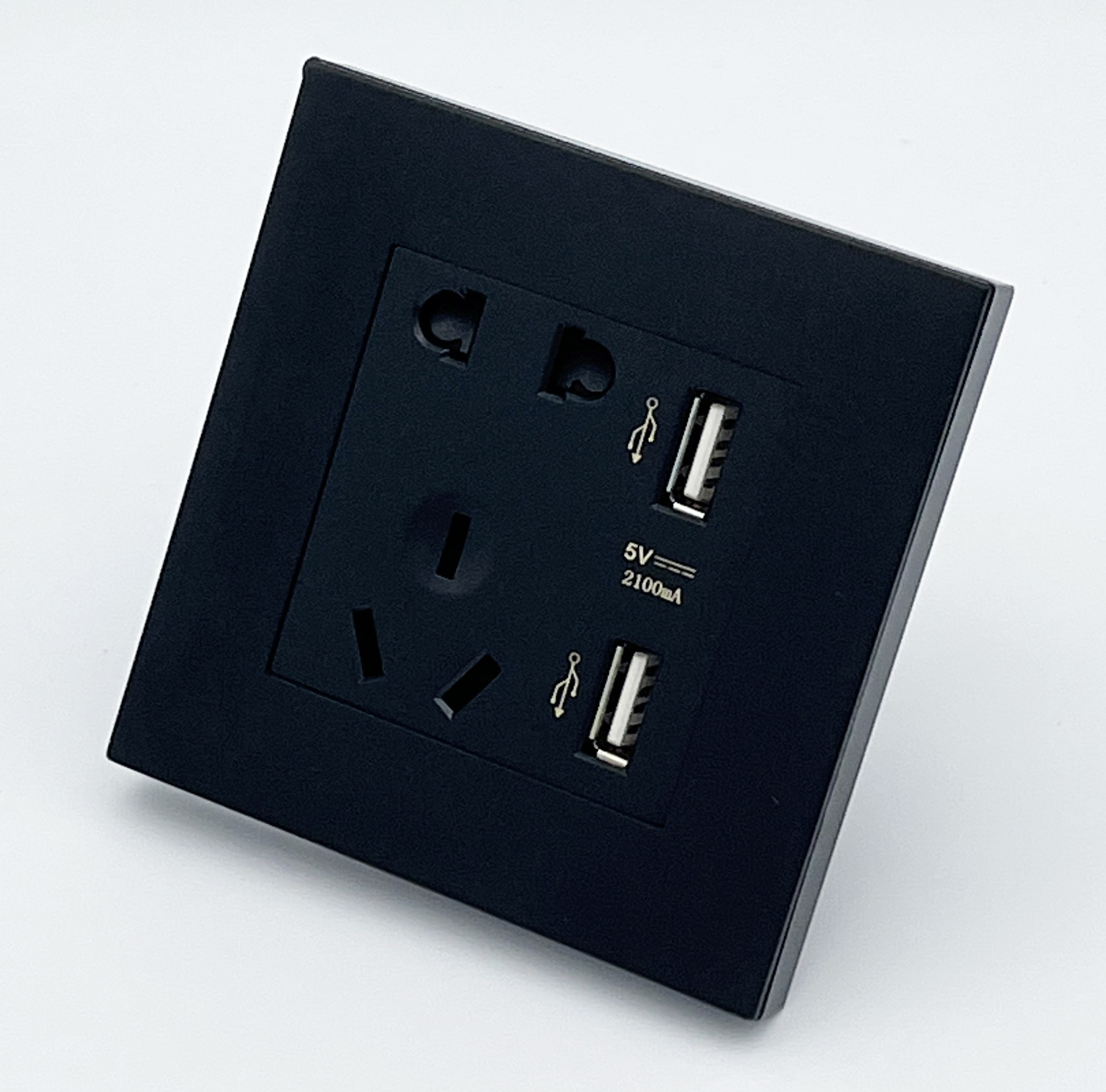 L530拉丝黑 五孔插座带USB