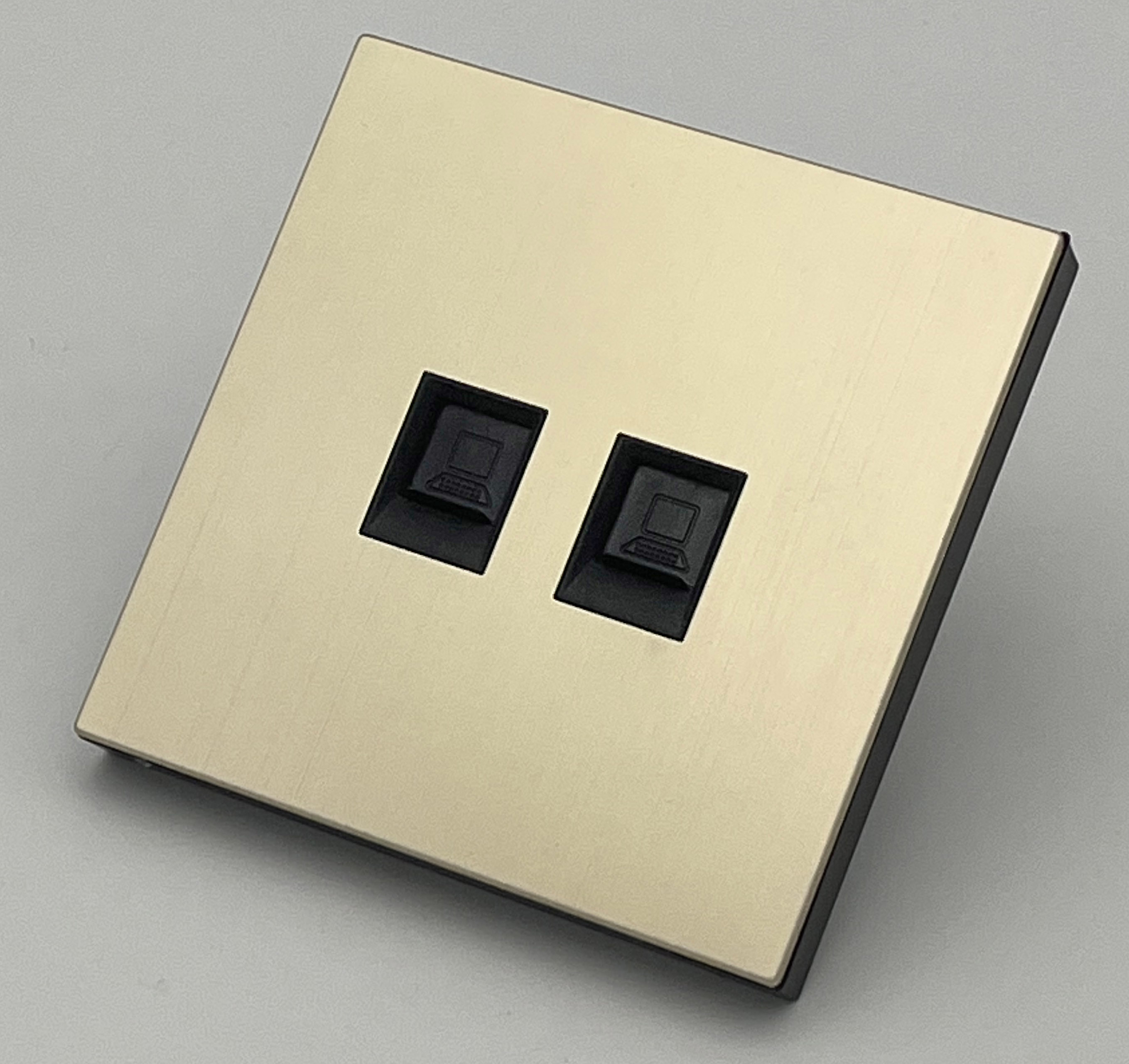 L530香槟金 双网络插座